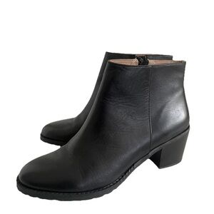 Land's End Black Leather Stacked Heel Ankle Booties Women Size 9 NWOB